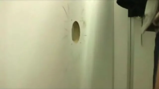 Glory Hole Raw Fuck