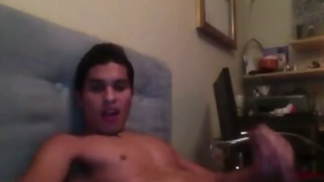 LATINO GAY GUY