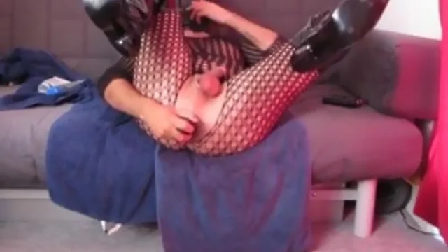 Hard anal toy ride, butt to mouth with great climax