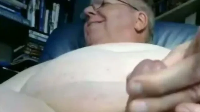 Hot Grandpa Ready to Make You Scream: An Unforgettable Cam Show!