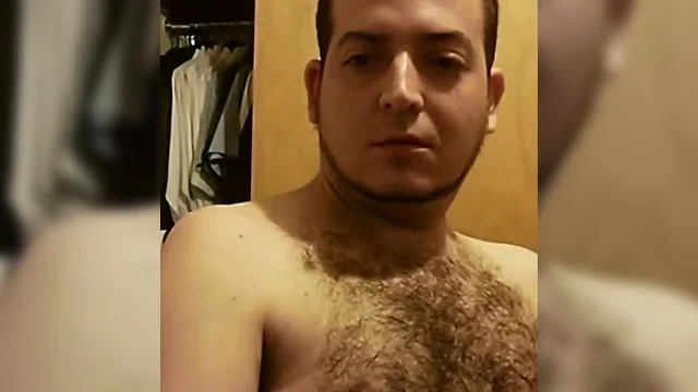 sexy hairy guy cumming
