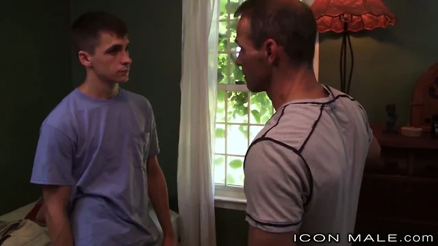IconMale Hot Daddy And Twink Confess their Love
