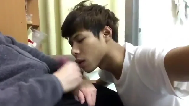 Thai cock sucking jizz in mouth