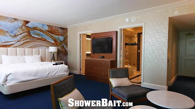 Showerbait straight tom bentley knocked off by gay friend