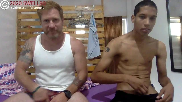 Young Latino Tricked & Spied On - Big Cock Cumshot of Leche!
