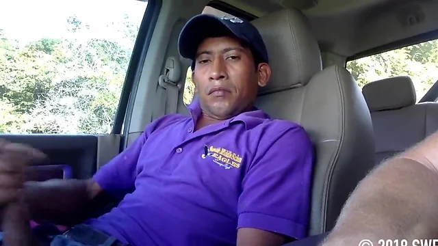Tricked Amateur Latino Straight Guy Caught on Voyeur Spy Cam - Huge Cumshot & Leche Everywhere!