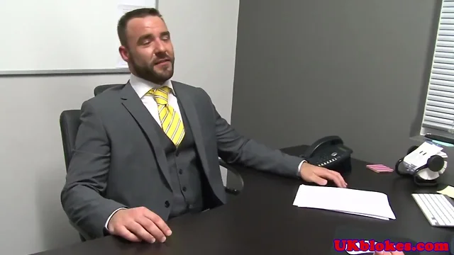 Unforgettable British Jock Blowjob & Cumshot!