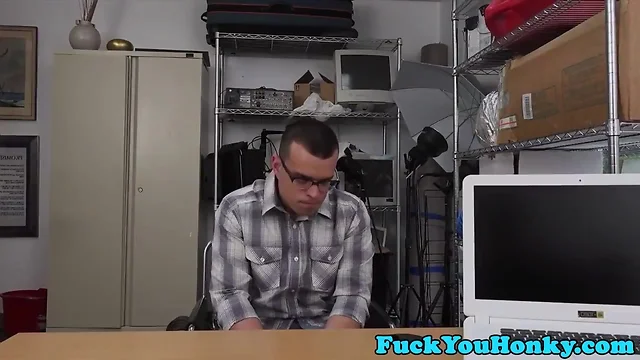 Dicksucking straighty plowed by ebony agent