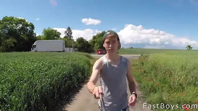 Casper ivarsson in caravan twinks