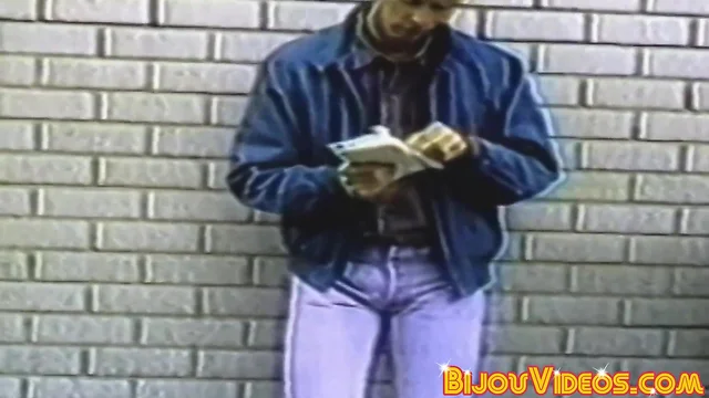 Retro gay teenager backside hammered and facialized by his lover