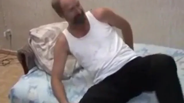 Old Man gets bored and calls a rentboy for a cute banging session