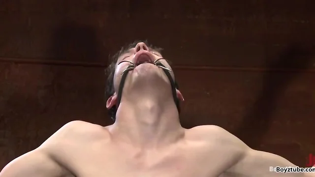 Black Master Punishing White Slave: Interracial BDSM Bondage & Spanking