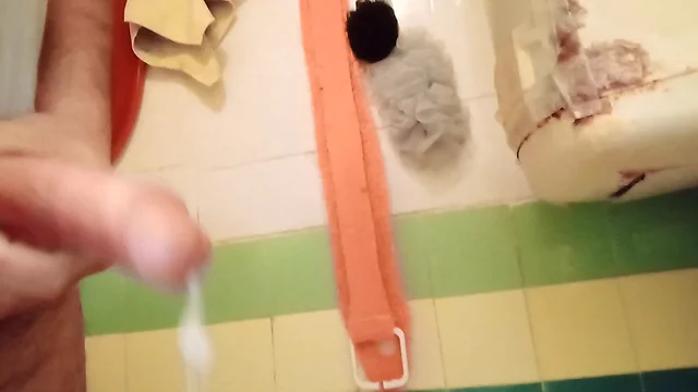 Do not enter: bathroom cumming