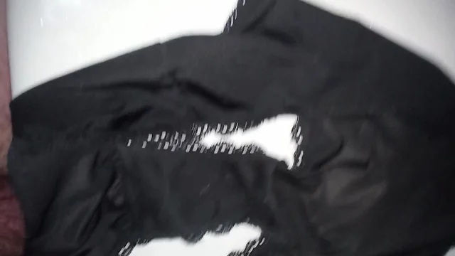 Cum on wifes panties