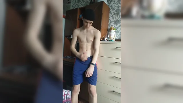 Youngest twinks striptease: amateur solo jerking with big dick!