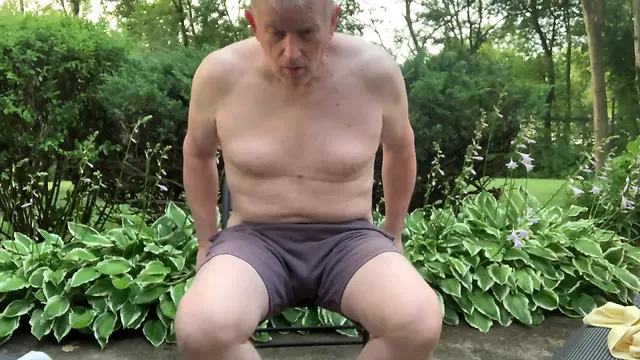 Amateur outdoor solo masturbation jerking outside in the back yard