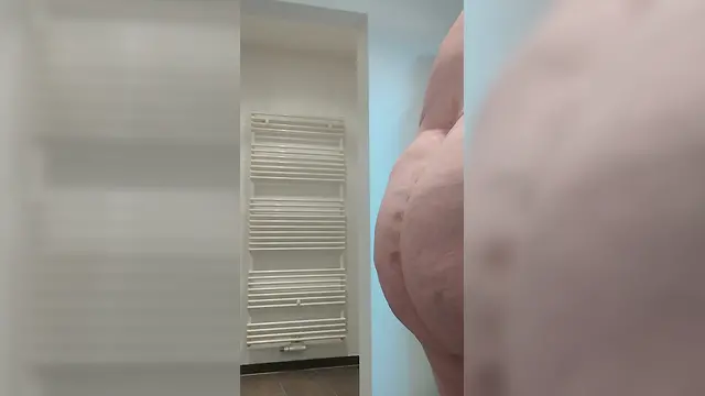 Farting fun and games: toilette, gapping, and asshole play!