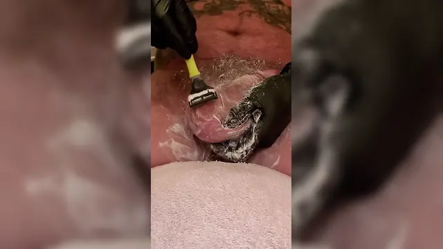 American daddies cage grandpas cock: shaving and masturbation in the family