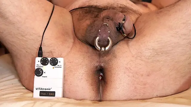 Mega intense anal stretch and contractions orgasm - estim milking and bombastic cumshot!