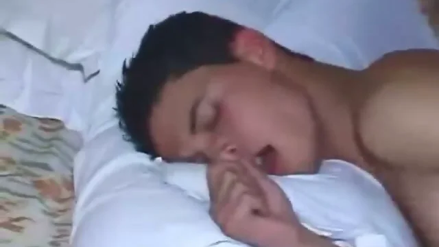 Hot lifeguard fucks a twink