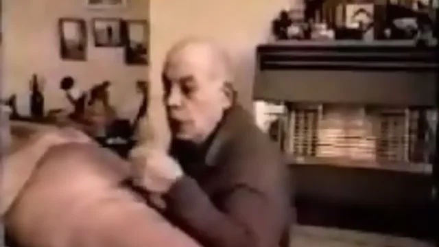 Mature man suck older gay daddies penis